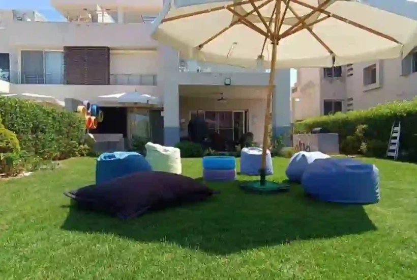 سينيور شاليه للبيع بالفرش والاجهزة فى هاسيندا باي الساحل